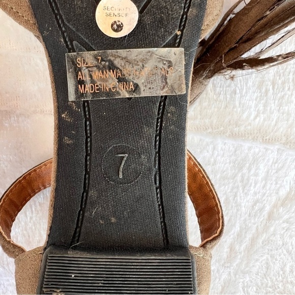 Women's Charlotte Russe Pointed Toe Army Green Flat, 7 - Picture 4 of 5